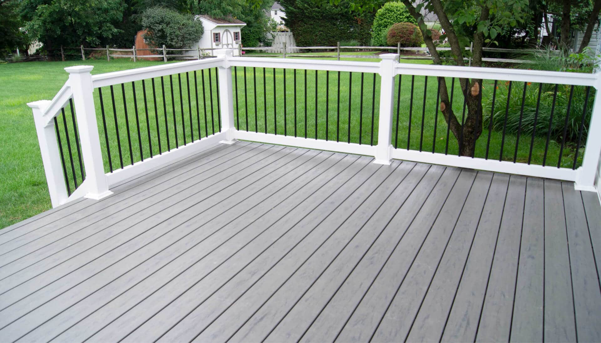 Professional Deck Railing & Covers Sioux Falls